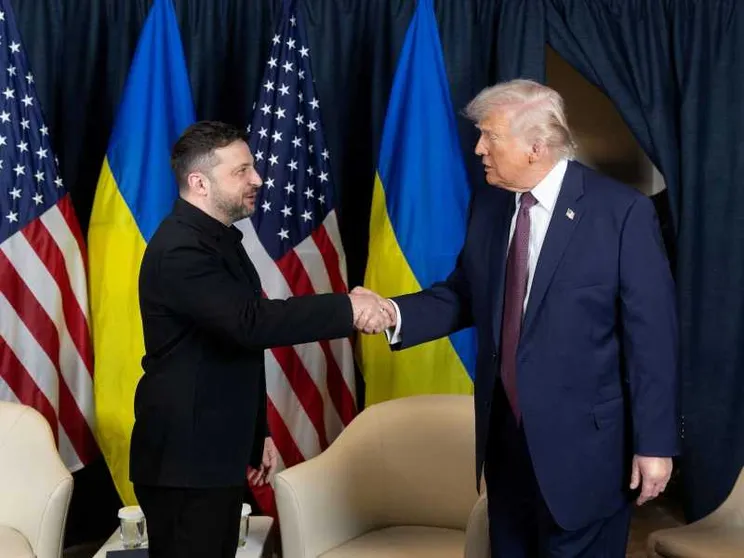 Zelensky con Trump a Davos