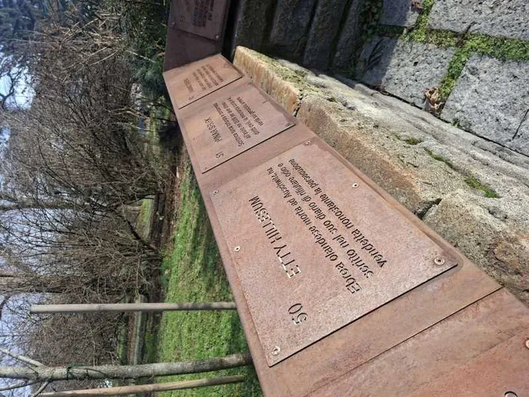 La piastra di Etty Hillesum al Giardino dei Giusti di Milano