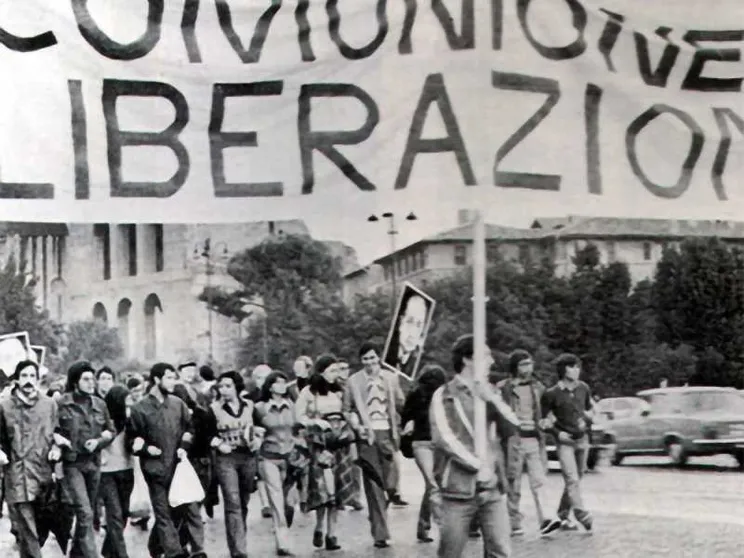 Tra società e politica, la lunga storia del Mp