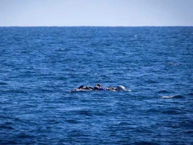 Naufragio al largo della Libia: 53 morti, ci sono anche due neonati