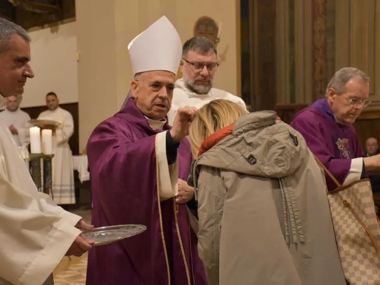Un vescovo sardo per l’arcidiocesi di Sassari: ecco chi è monsignor Francesco Soddu