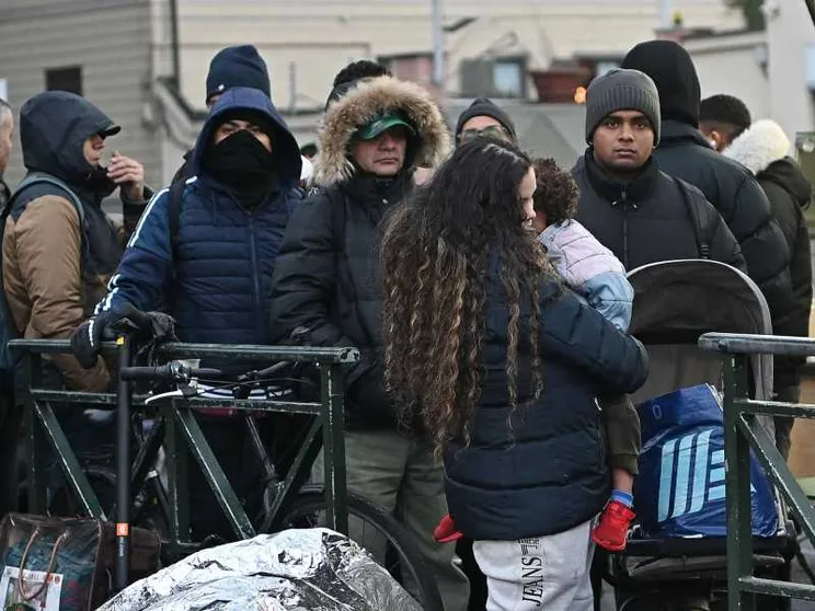A Prato le richieste di asilo sarebbero in mano a un racket: cosa sappiamo