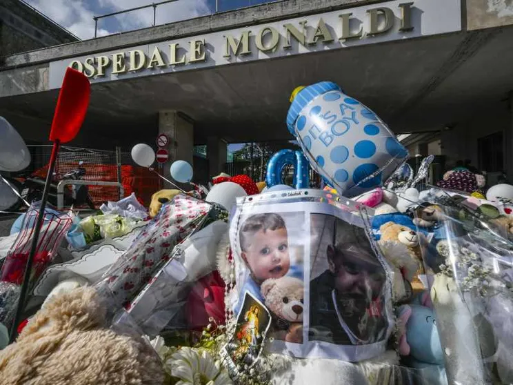 Al Monaldi c'erano 3 box per il trasporto del cuore. Eppure i medici non lo sapevano. Due sospesi
