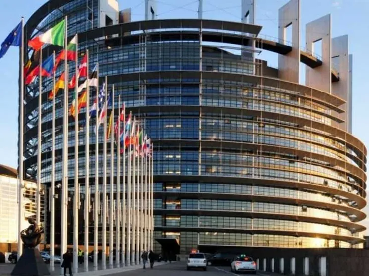 L'Ue “rivuole” l’abuso d’ufficio. Ma FdI dice no
