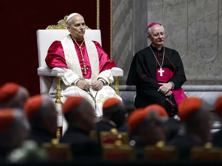 Il monito del Papa ai potenti della terra: «Fermatevi, è il tempo della pace»