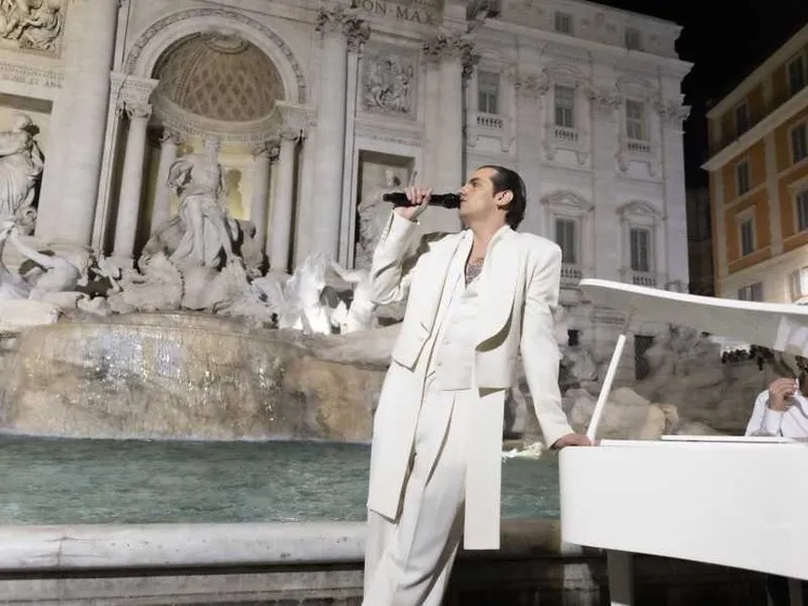 Achille Lauro: «Difendo il Papa che si espone per la pace»