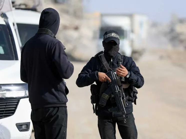 Palestina, Hamas apre al disarmo e tratta con Abu Mazen: è la prima volta
