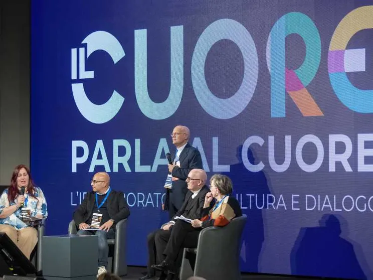 Dire (e portare) amore: così a scuola si lascia il segno