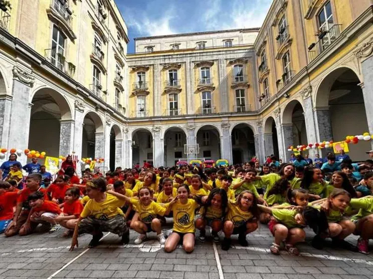 Famiglie, giovani, anziani:     il sostegno a tutto campo di Fondazione Grimaldi