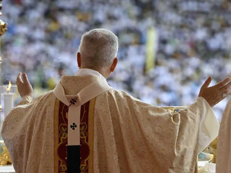 Il Papa e l'abbraccio all'Africa, futuro del mondo