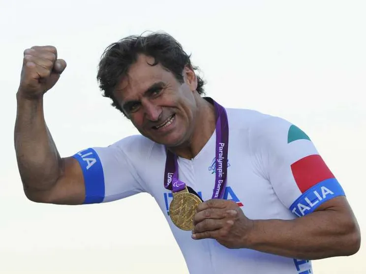 Perché Alex Zanardi ha dato senso alla vita anche nelle condizioni più estreme