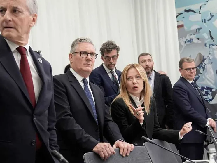 Meloni è volata nel Caucaso per blindare gas e petrolio