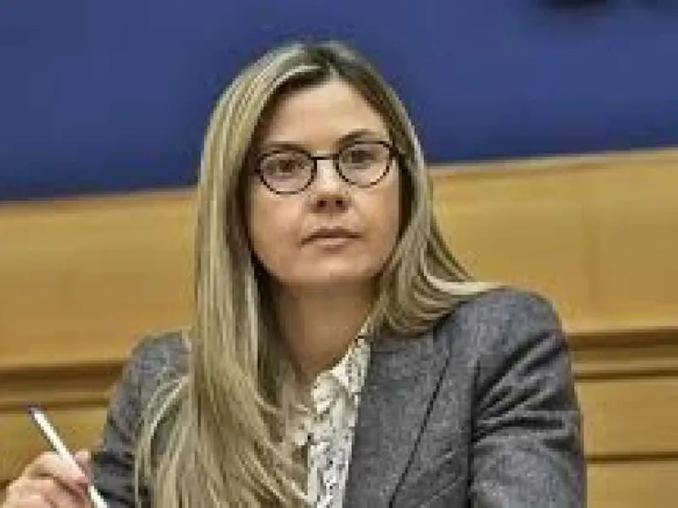 Spreco alimentare, Gadda (Iv): «Serve cultura condivisa per parlare ai giovani»
