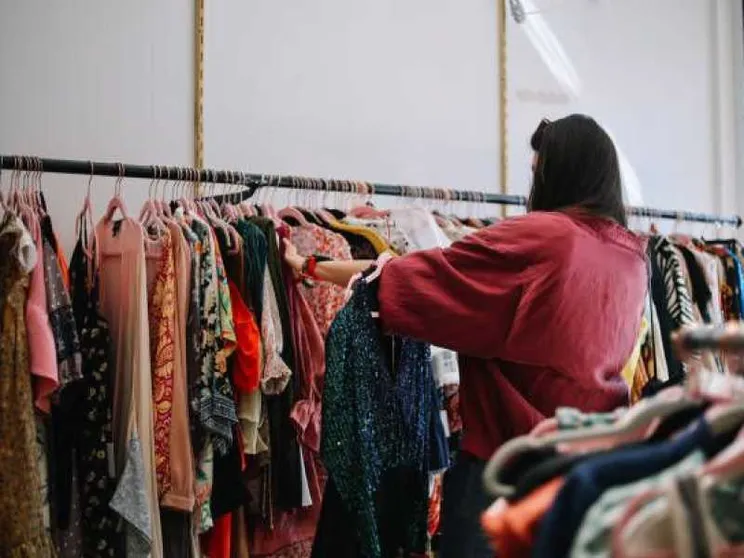 Caro vita: così per risparmiare gli italiani scelgono l’usato