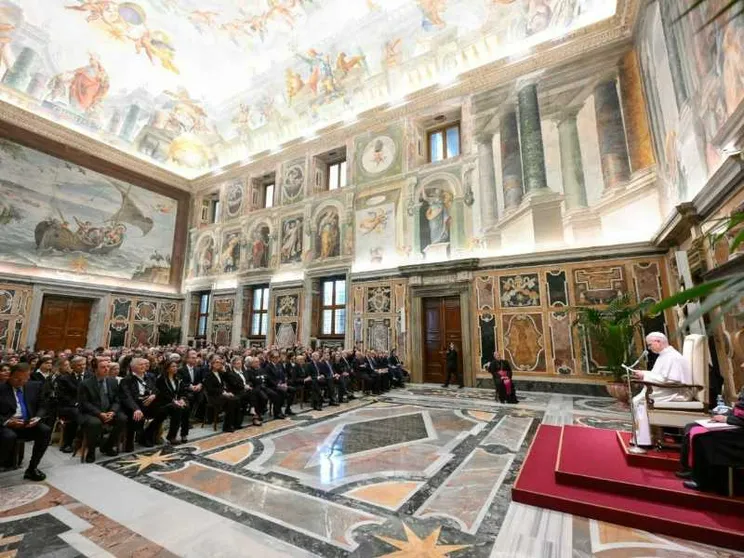 Leone XIV agli istituti bancari italiani: dietro ai numeri ci sono persone. Non abbandonatele agli algoritmi