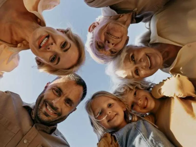 Generazioni insieme: la famiglia resta il primo luogo di trasmissione dei valori