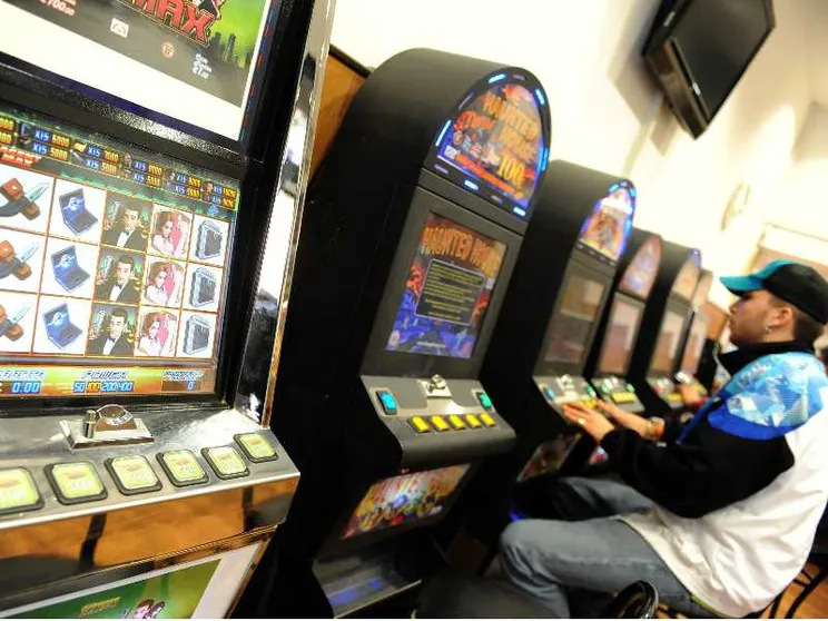 In piazza arrivano le tende contro l'azzardo: «Il vero gioco crea comunità»