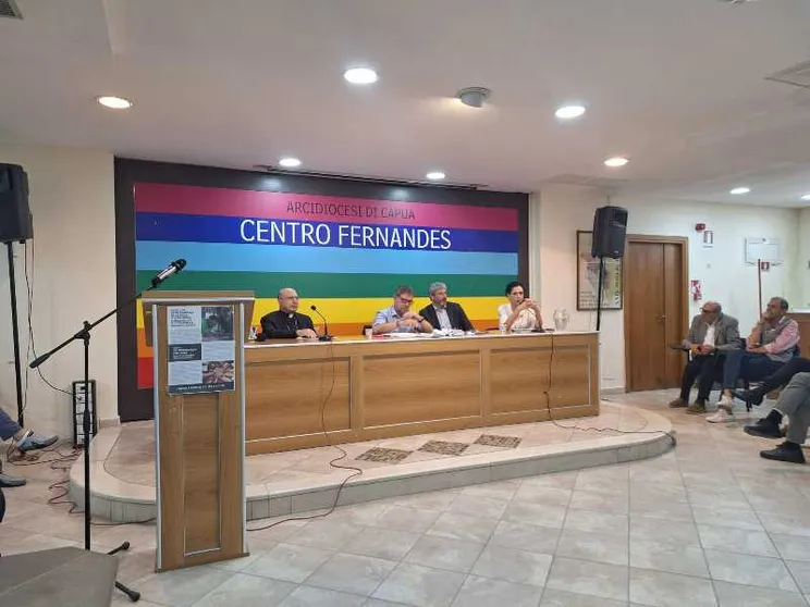 "Ostinata resistenza" al Cpr: la Chiesa casertana guida la protesta