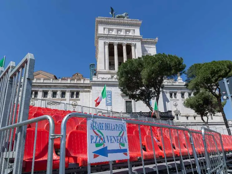 Oggi la Repubblica piace all'85% degli italiani. Mattarella: il 2 giugno 1946 fu una svolta