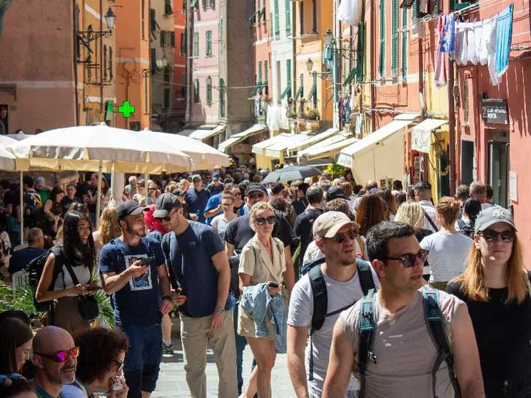 Cinque Terre, non basta gestire i flussi: occorre salvare l’identità
