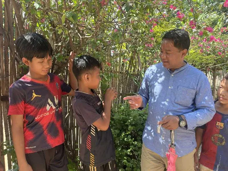 «Dopo 5 anni sono tornato al mio villaggio nel Myanmar. E ho trovato solo lutto e devastazione»