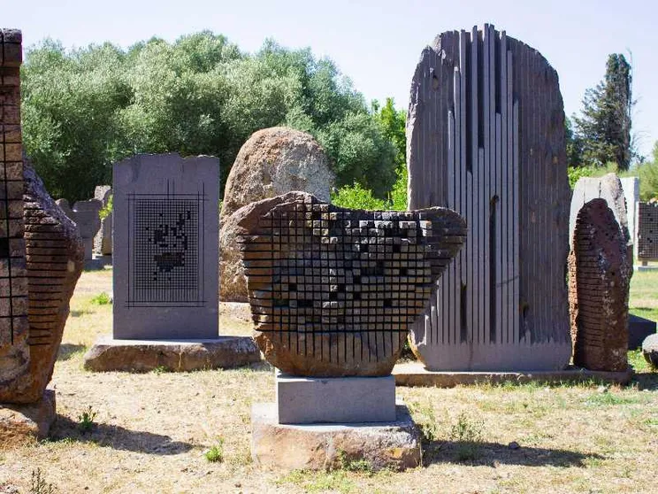 Pinuccio Sciola, il canto e il sangue della pietra in Sardegna