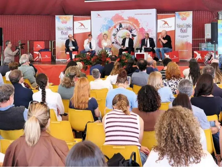 A Rondine pacifisti e produttori di armi: e il dialogo diventa costruttivo