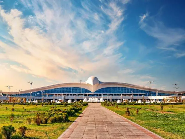 Aperti fuori, blindati dentro. Il Turkmenistan e gli Stati-vetrina