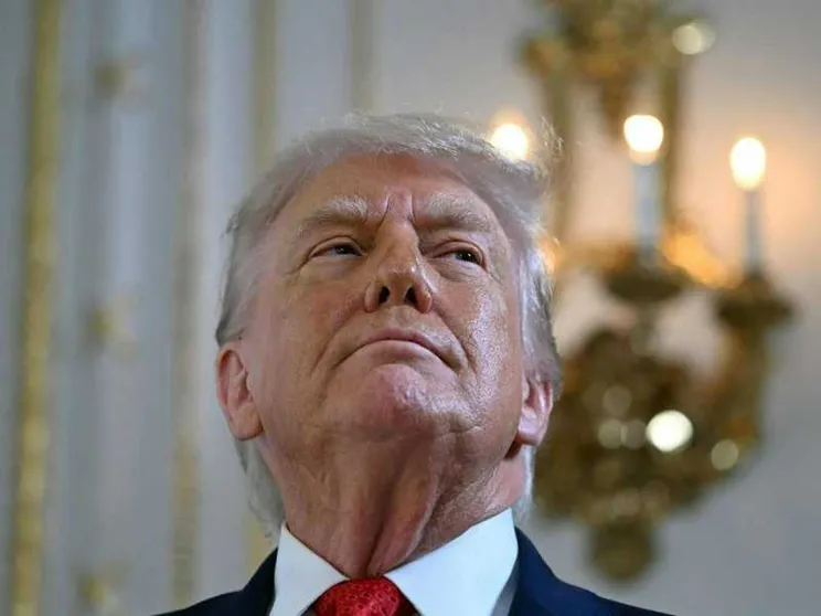 Donald vuol essere regista unico. Bibi nel dilemma del prigioniero