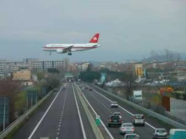Trolley sempre incluso e altre novità: ecco i nuovi diritti di chi vola