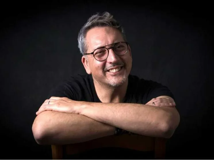 Il  “prof di TikTok” agli studenti: «Per essere maturi non dovete mai essere perfetti»