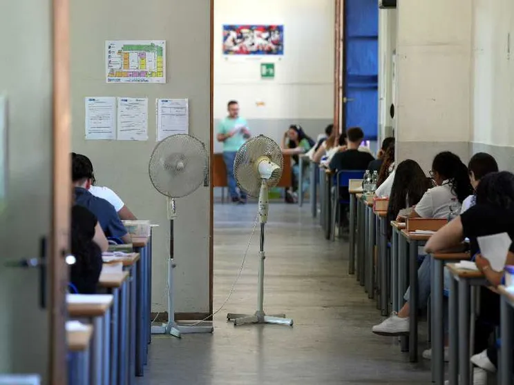 Studenti all' esame di maturità