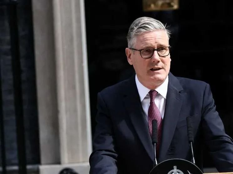 Il premier dimissionario Keir Starmer