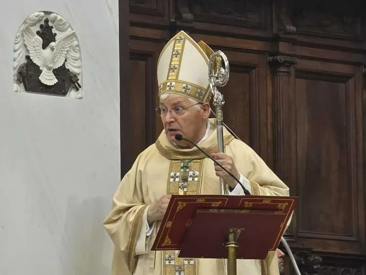 Marino: «Restauriamo l'immagine della nostra umanità»