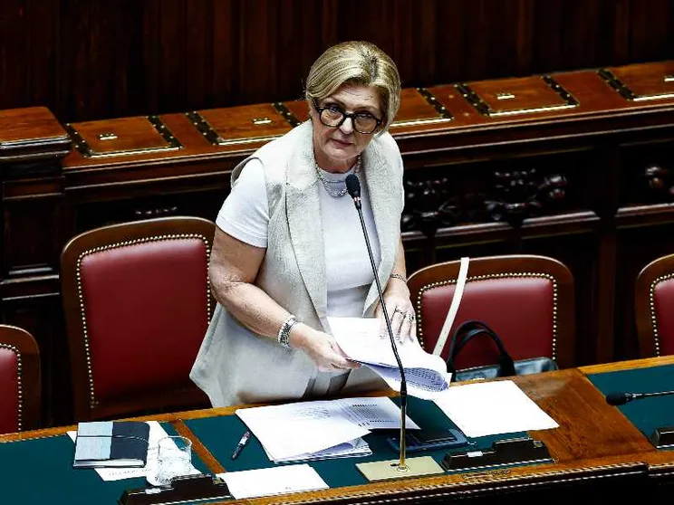 La ministra Calderone: «Riqualifichiamo il lavoro. Sul salario giusto un'alleanza con le parti sociali»