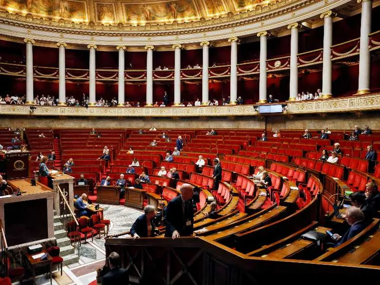 “Aiuto a morire”, la Francia tira dritto