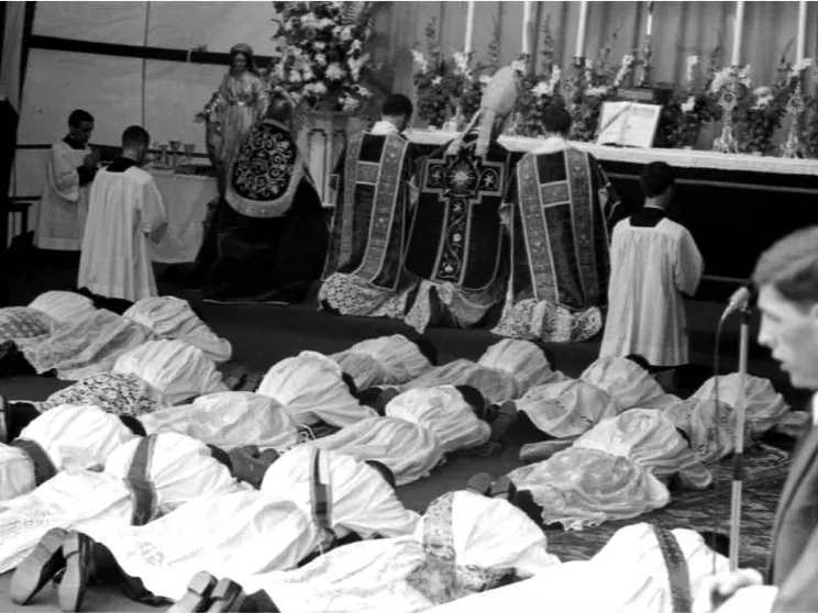 Il rito antico, la libertà di religione, il Concilio: cosa oppone Lefebvre a Roma