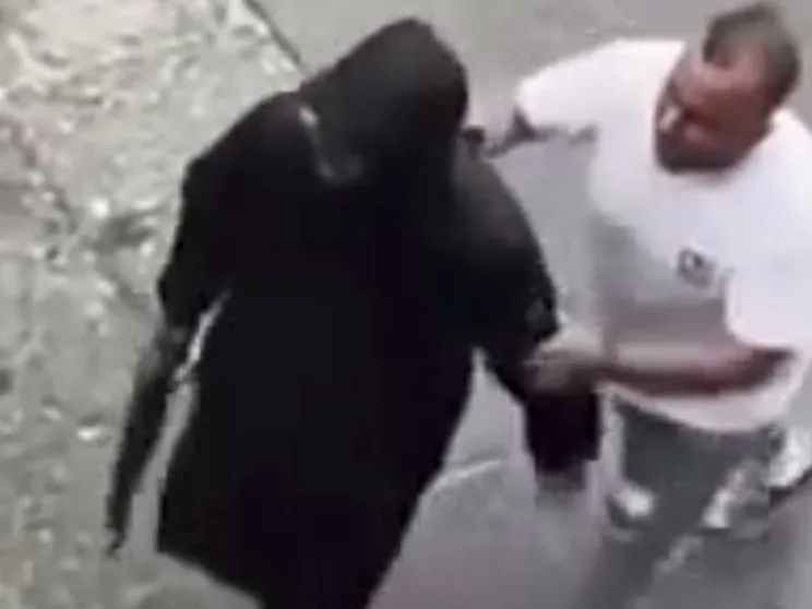 Napoli ostaggio di una camorra “sbriciolata”: violenza e paura nei vicoli, lo Stato risponda