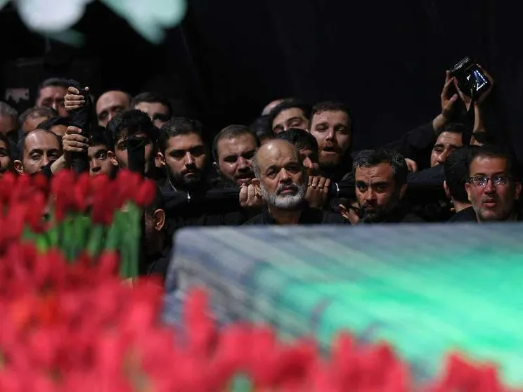 Per l'addio a Khamenei in Iran sfila la nuova prima linea del regime: ecco i nuovi leader