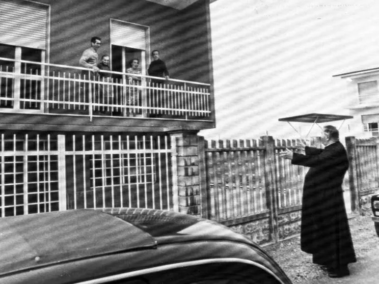 Come fu che da Seveso si alzò l'ondata proaborto e che la Chiesa ambrosiana difese la vita