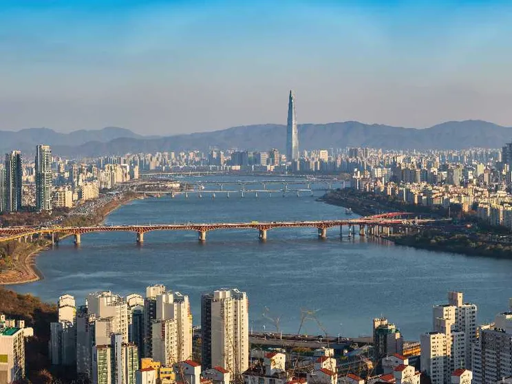 Panorama di Seul, attraversata dal fiume Han. La capitale della Corea del Sud ospiterà la Gmg 2027 / Alamy