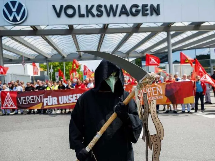 Perché alla Volkswagen ancora non c'è una decisione su tagli di lavoratori e chiusure di impianti