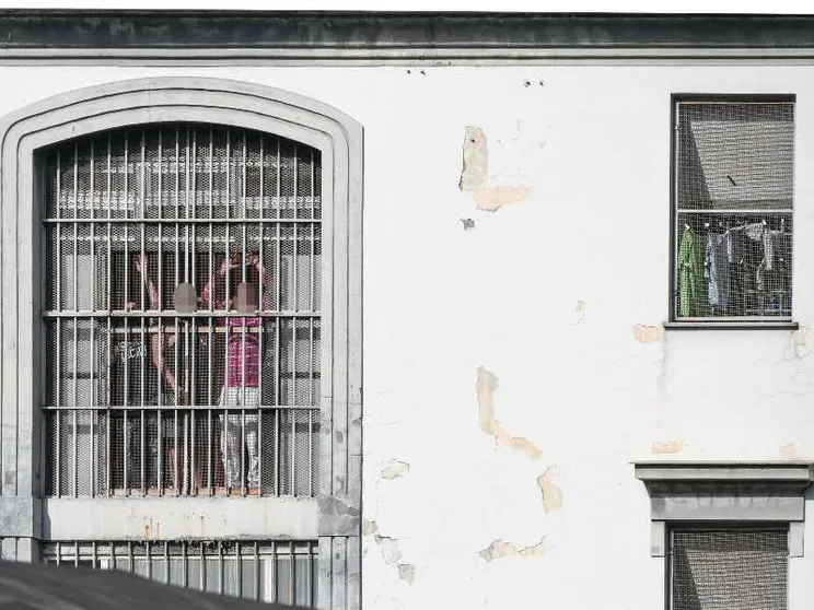 Rebibbia, Poggioreale, Dozza: in carcere oggi ci sono vite allo stremo