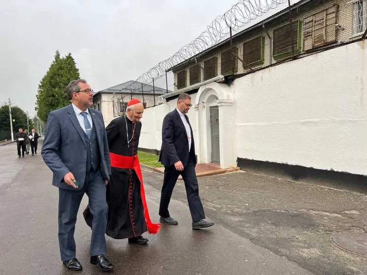Dove nasce la diplomazia umanitaria della Chiesa (e perché parte dai piccoli)