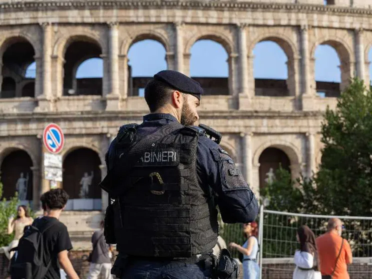 Arriva la stretta sui «maranza», con il fermo preventivo anche per minori. Tutte le misure