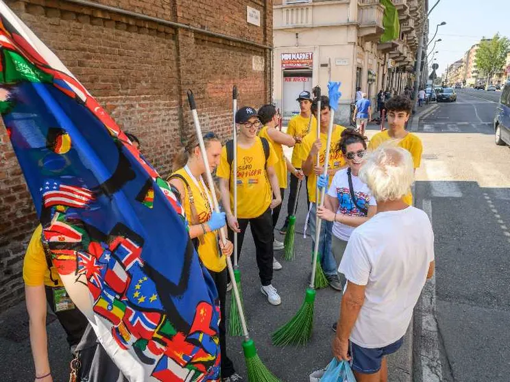 "Io sono Barriera". Alla periferia di Torino giovani insieme per far ripartire il quartiere