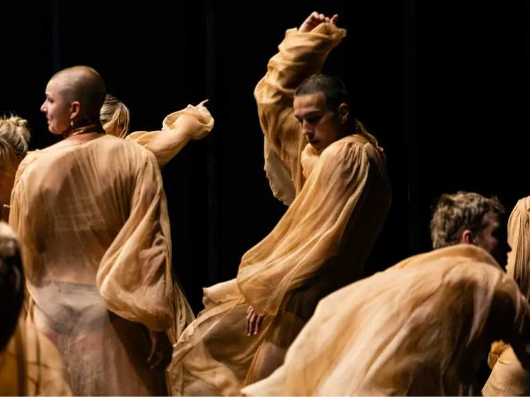 Il coreografo israeliano  Emanuel Gat: «Il mondo oggi è in crisi spirituale»