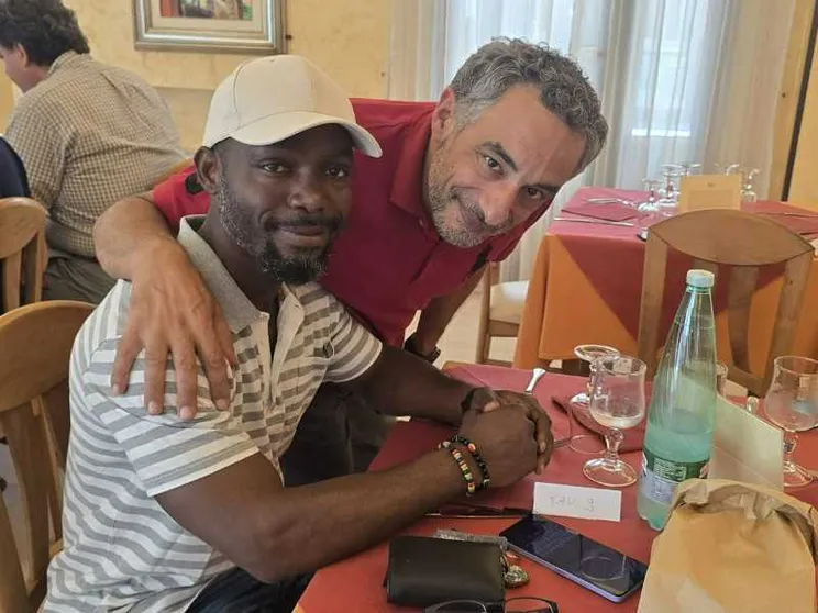 Il ristorante apre in un Centro di accoglienza migranti: l'esperimento degli Altipiani di Arcinazzo