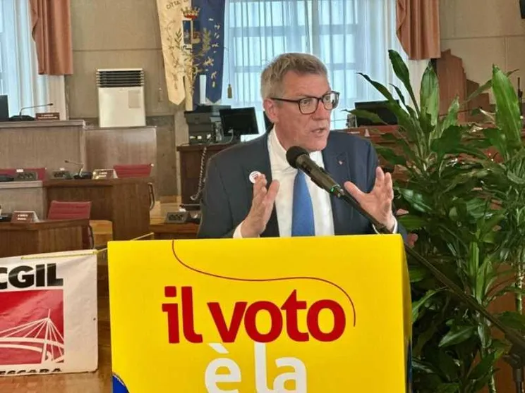 Landini e il sindacato alla sfida dell'IA: «Il futuro del lavoro non possono deciderlo gli algoritmi»