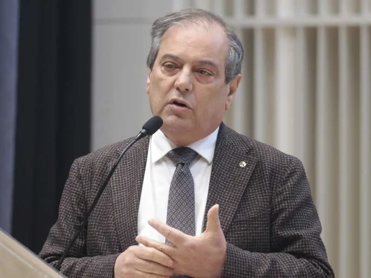 «Gravi violazioni dai medici anti-vaccini. Reintegrarli? Basta aspettare»